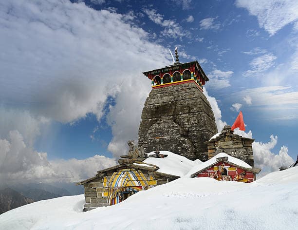 Chopta Tungnath: The Complete Travel Guide — Trekking, Travel Tips & Where to Stay