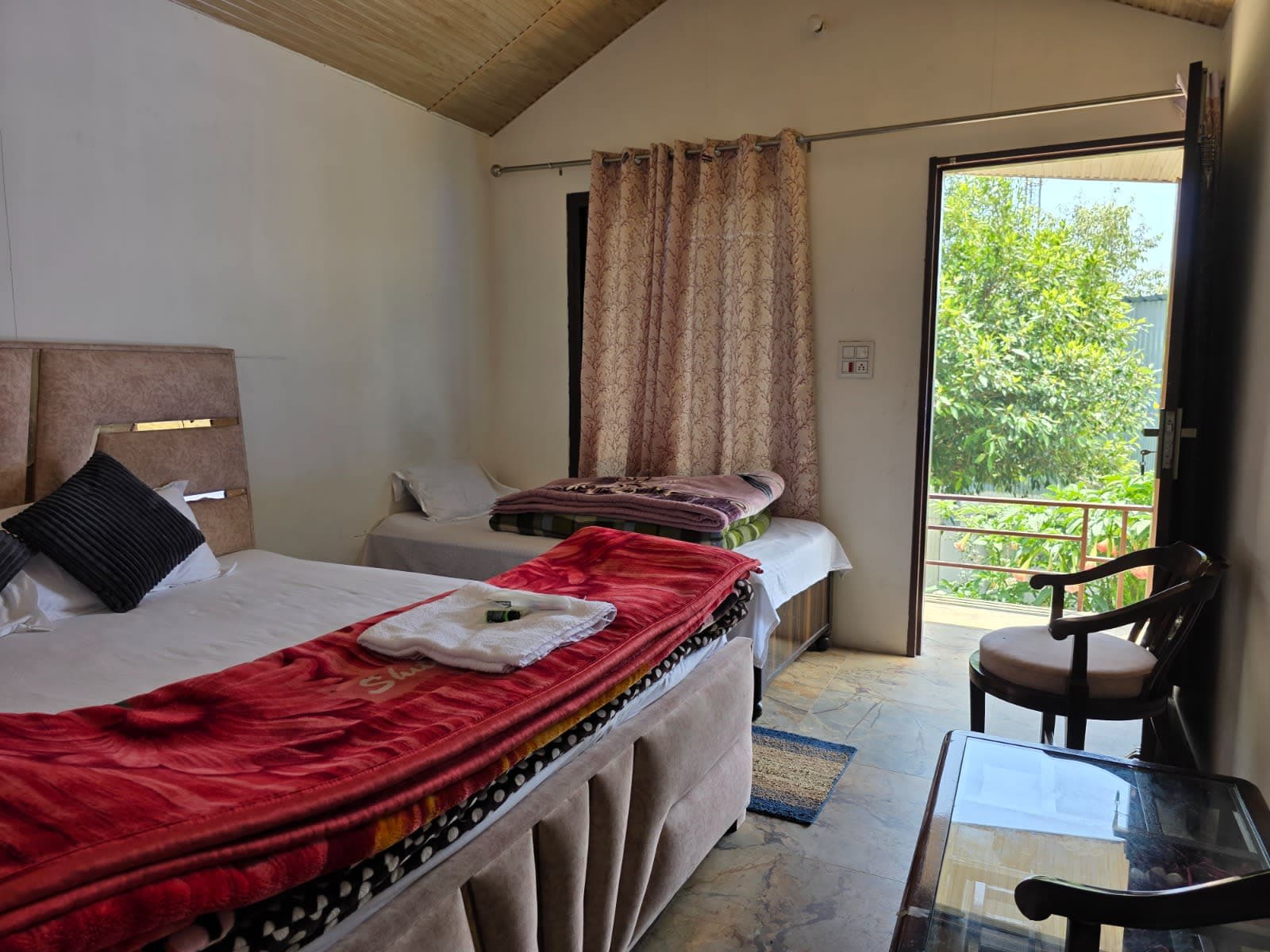 Bedu room at Lake Haven Resort in Sari Village